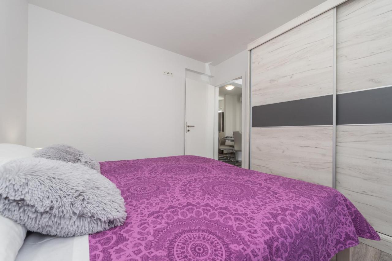 Apartments Janice ปาโกชตาเน ภายนอก รูปภาพ